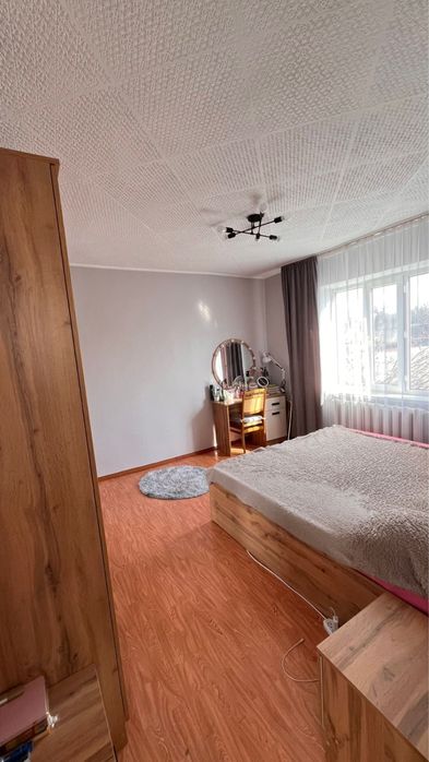 Продам двухэтажный дом