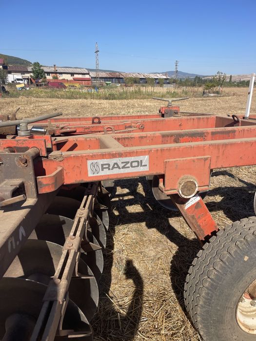 Дискова брана Razol