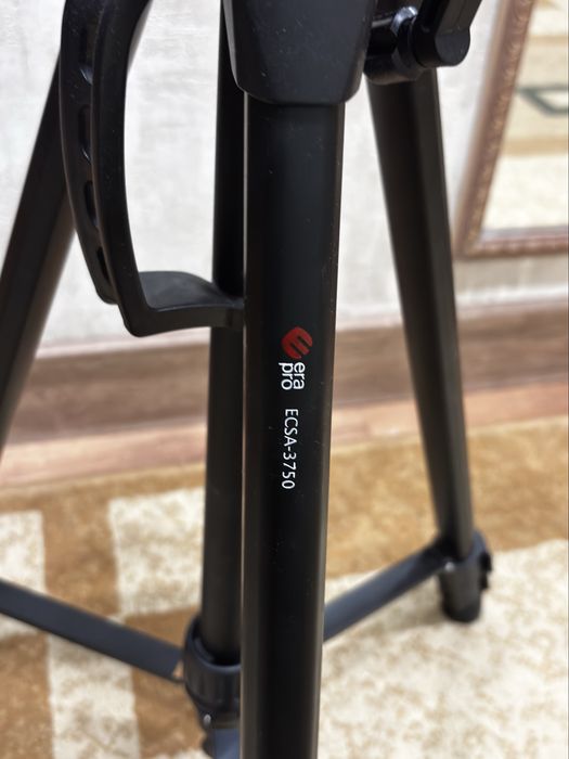 Штатив для мобильных и камер