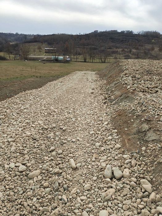 Parcare tir de inchiriat