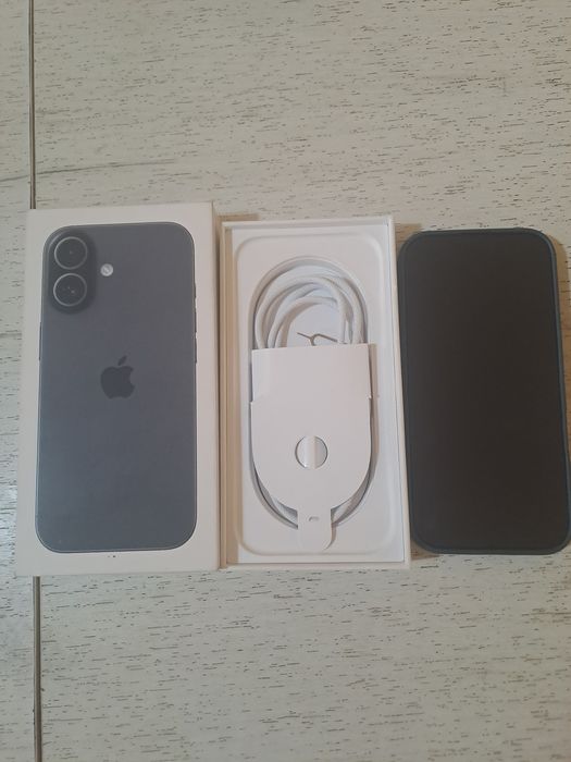 iphone 17. Нов не използван