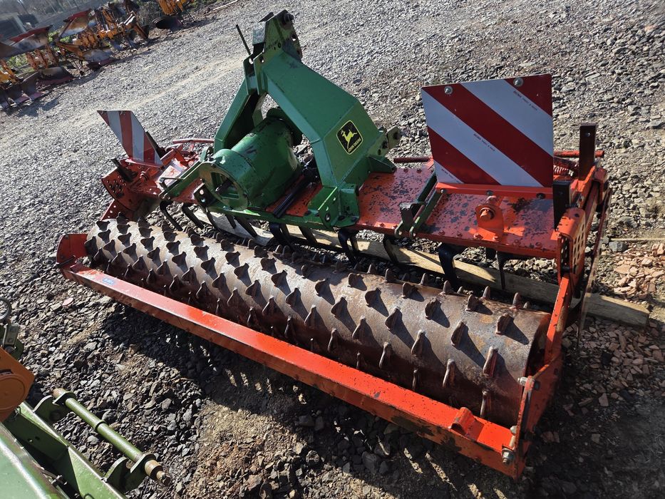 Freza Grapa Rotativa Kuhn HR 3002