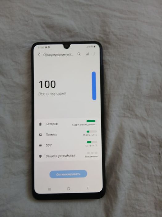 Продается телефон