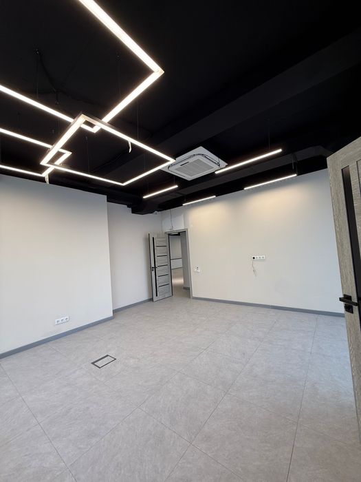 Сдаётся в аренду коммерческое помещение. Тижорий жой арендага берилади