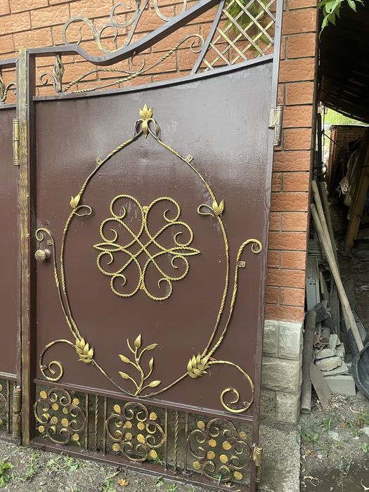 Продам ворота с калиткой
