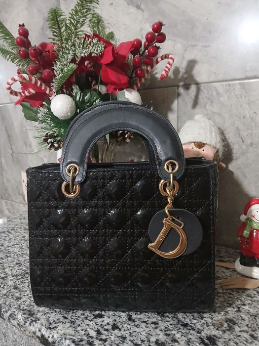 Gentuțe dama diferite modele