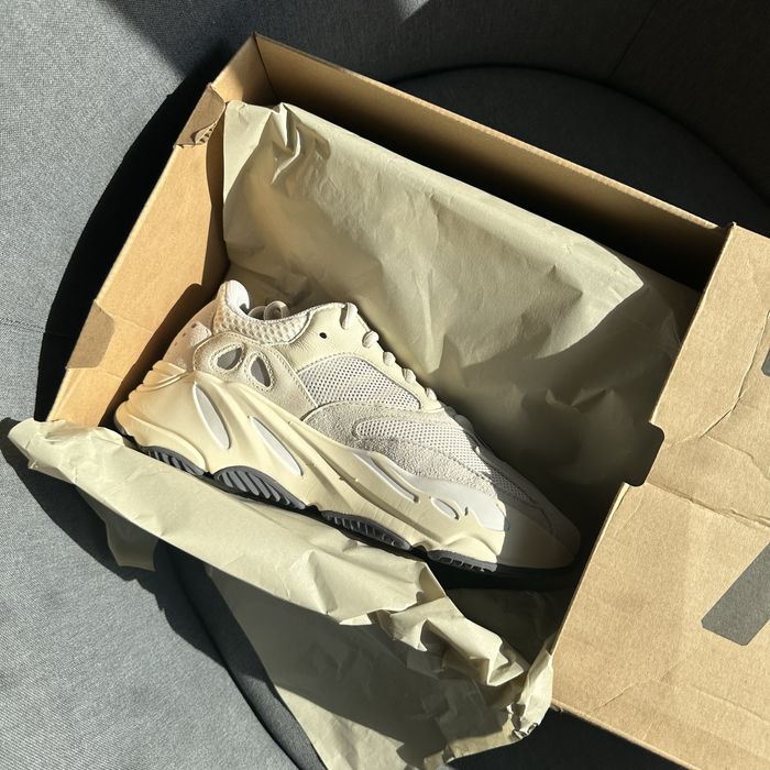 Pantofi Sport Yeezy 700 Analog- 100% originali