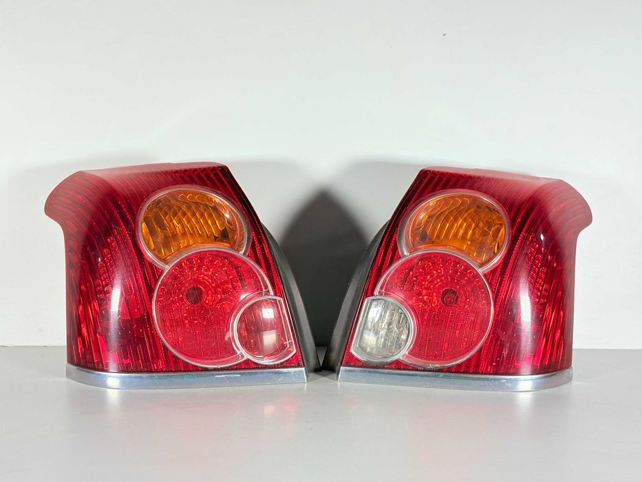 Стоп Стопове Тойота Авенсис Т25 Хечбек (03-08г) Stop Stopove Toyota Avensis T25 Liftback
