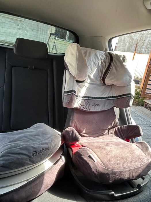 Продам автокресло Cybex