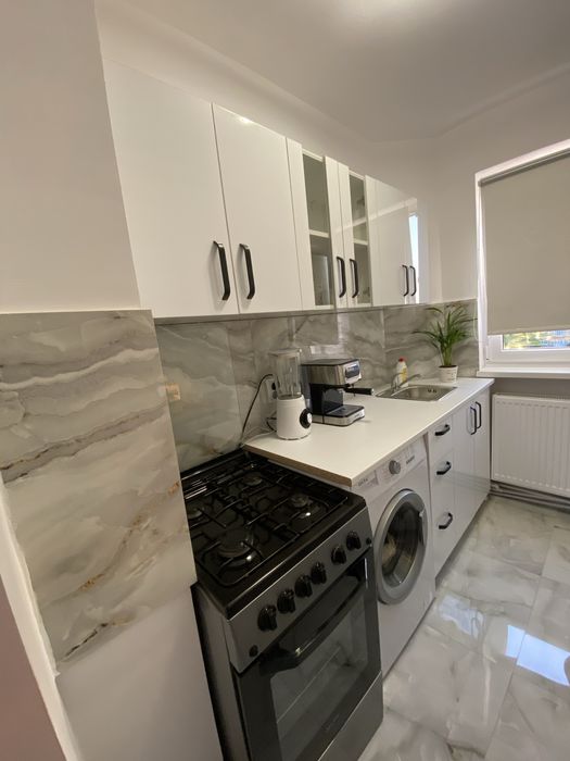 Inchiriez apartament 2 camere