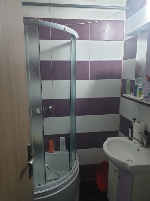 Garsoniera zona deal parter