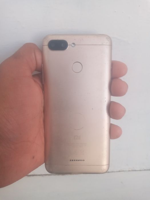 xromi Redmi 6 ...