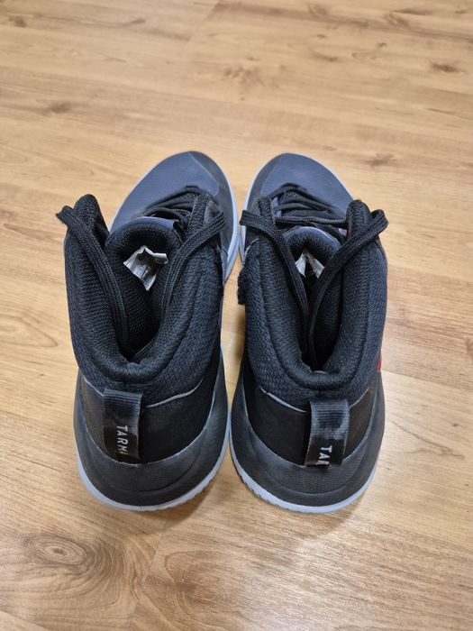 Баскетболни обувки Tarmak