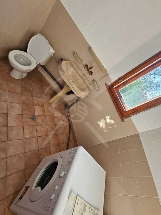 Дава се под наем Къща в с. Строево, Област Пловдив - 150 кв.м за 500 € - Снимка #8