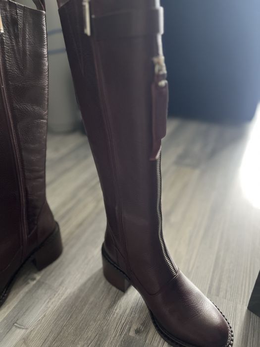 Продаю сапоги Basconi