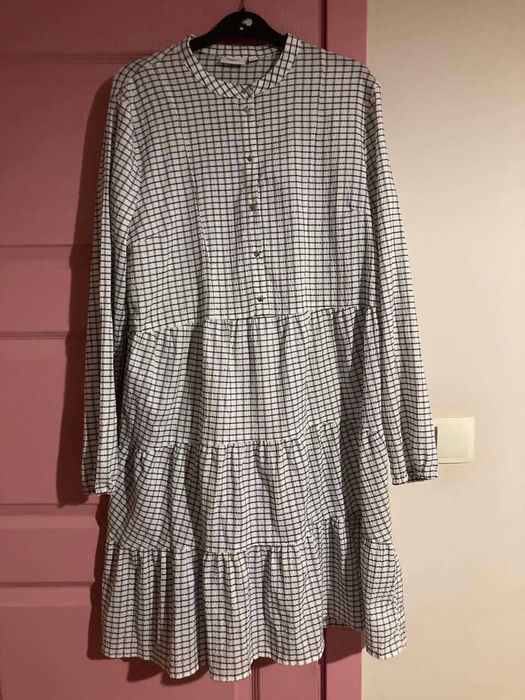 Официални рокли, тоалети за повод и за първи учебен ден