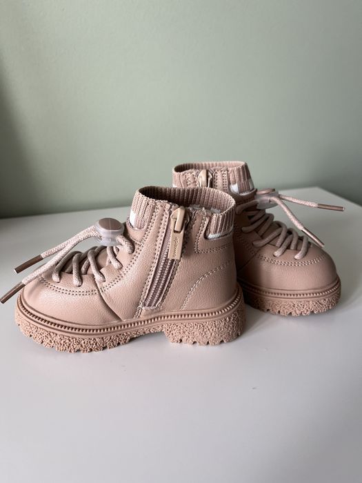 Детски боти нови!!