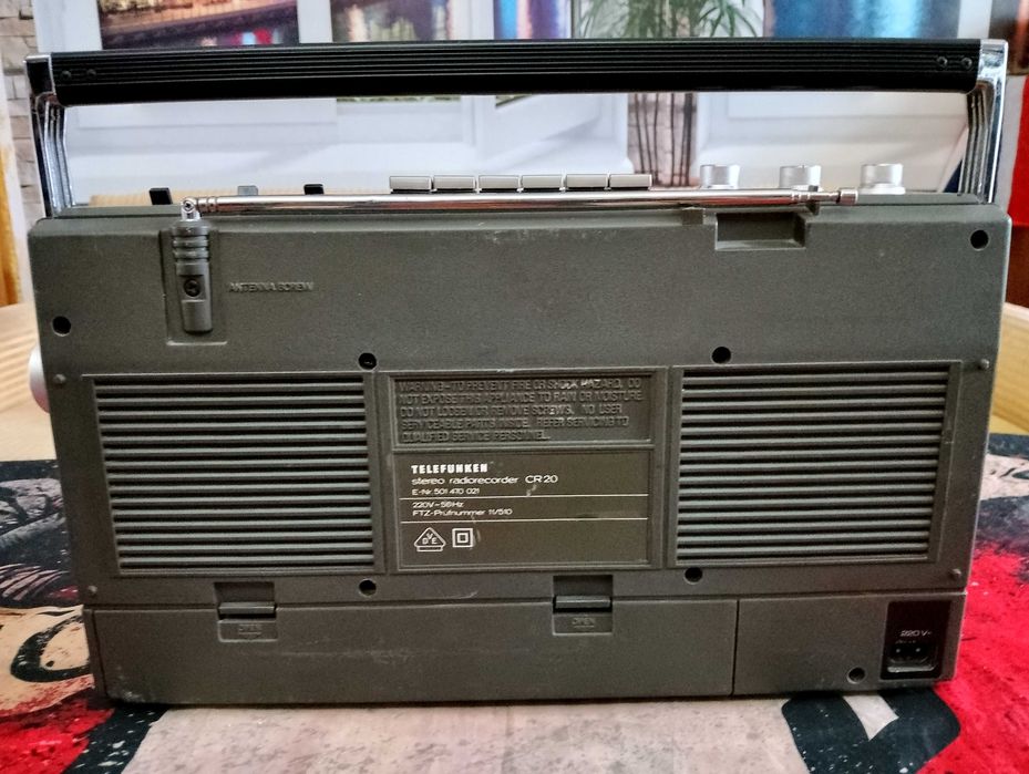 Радио касетофон  Telefunken CR 20