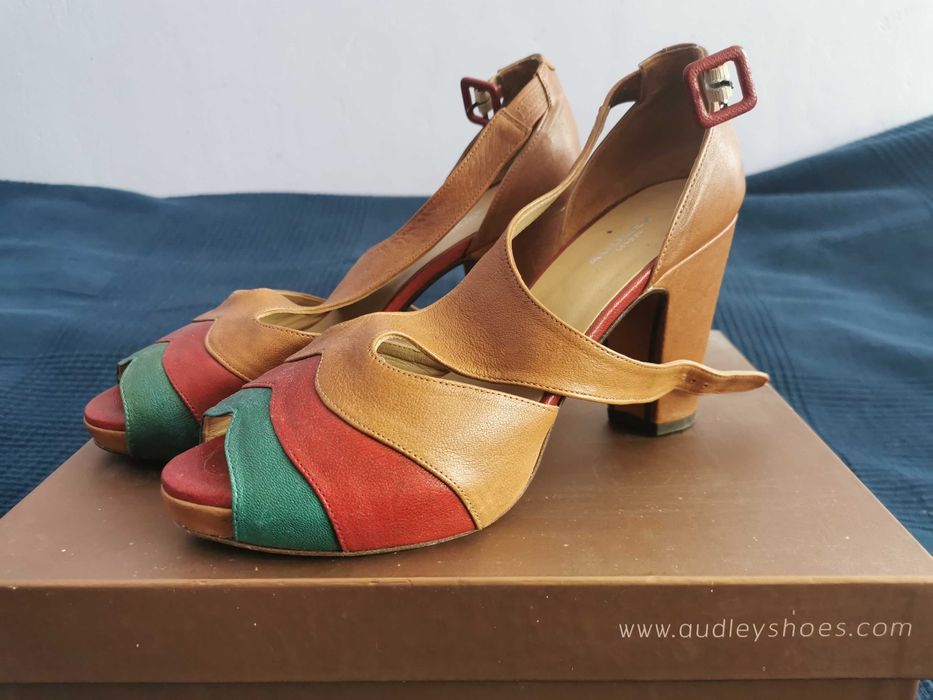 Нови сандали AUDLEY на висок ток - естествена кожа, номер 39