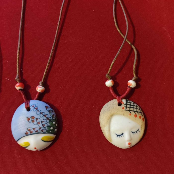 Дамски колиета  различни модели