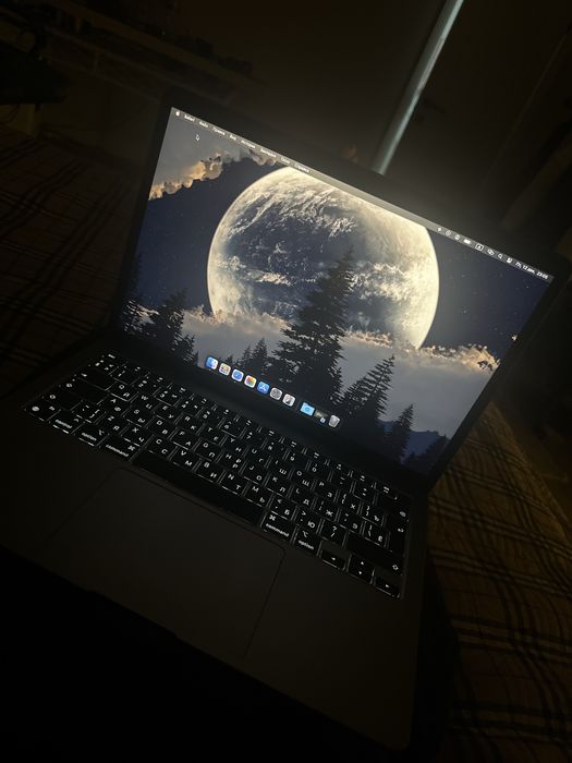 Macbook m1 8/256 в идеальном состоянии обмен