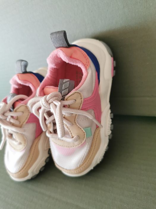 Pantofi sport ZARA, mărimea 22