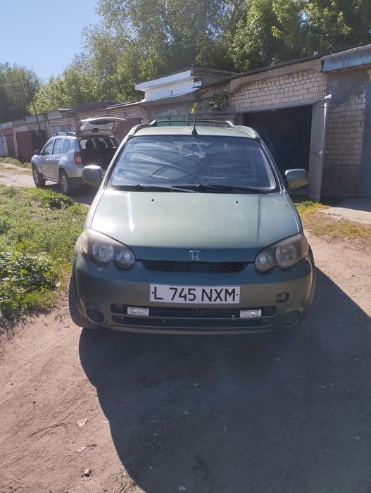 Автомобиль Хонда HRV