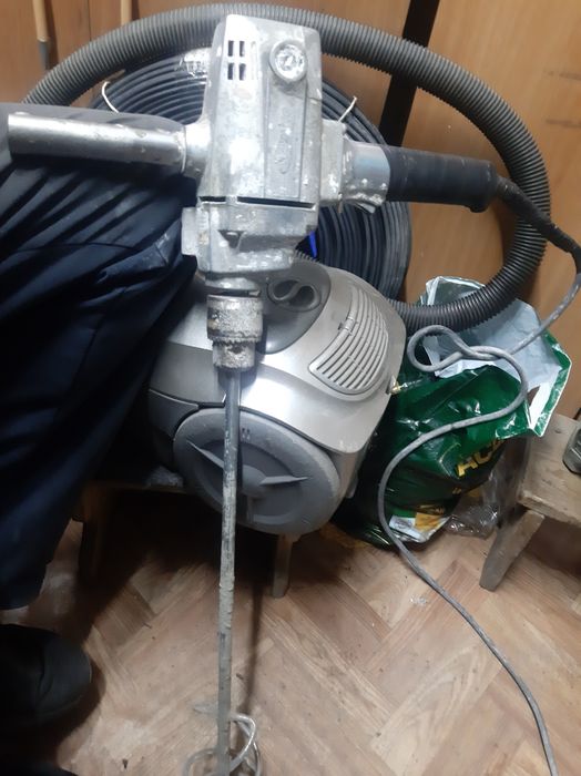 Продам Угловая Пневмошлифмашинка DWS125 PLUS