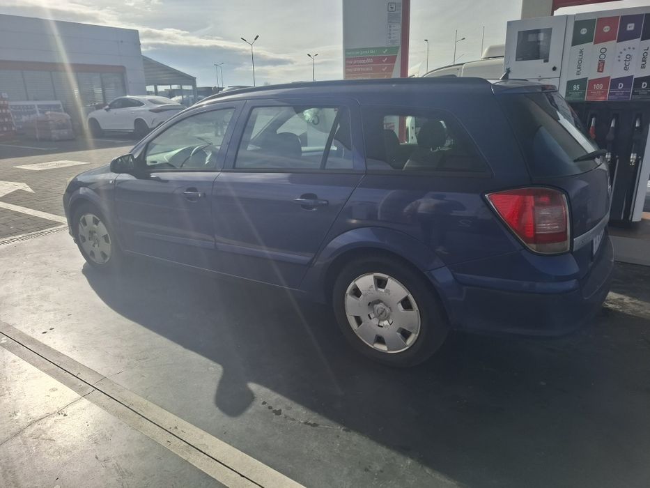 Opel astra h  motor 1.9 diesel perfecta stare de funcționare