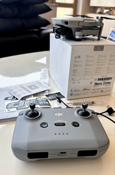 Дрон dji 4k mini нов