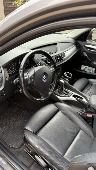 BMW X1 xDrive 204CP automat