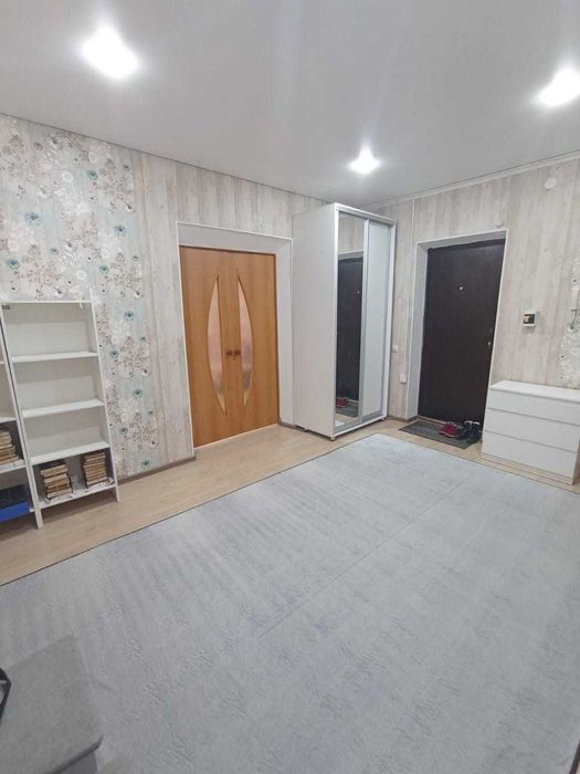 Продам 1 комн. квартиру в Уральске