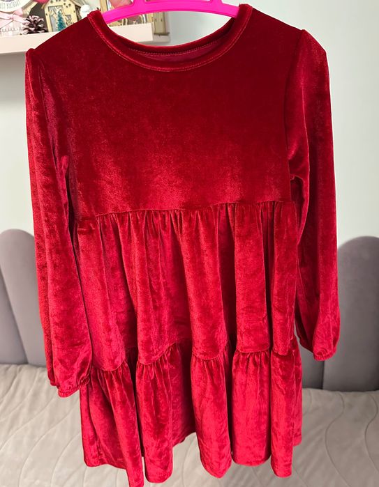 Детска червена рокля 3-4 г