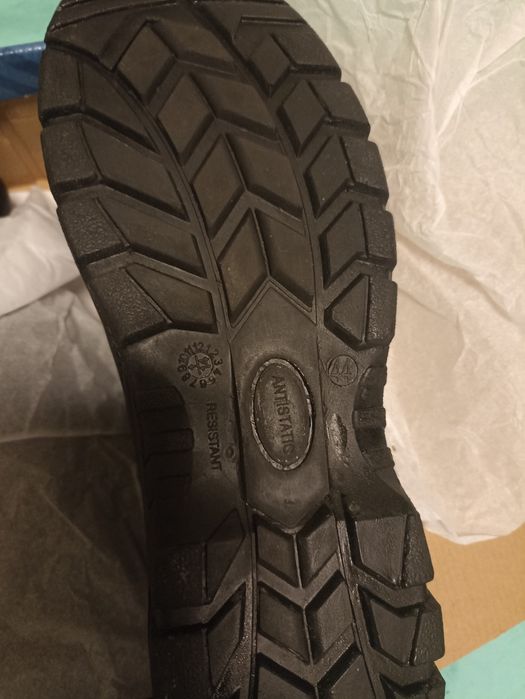 Защитни работни боти II категория