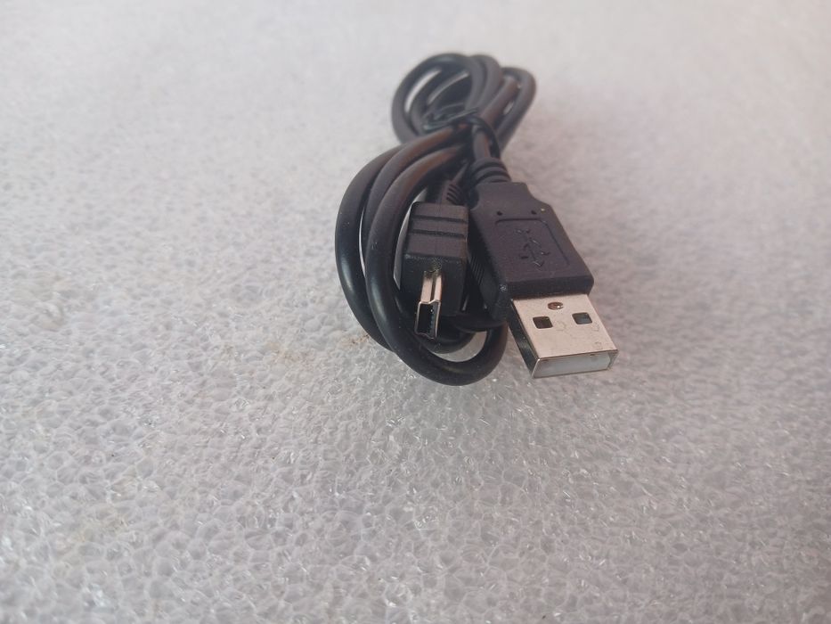 USB кабел за телефон