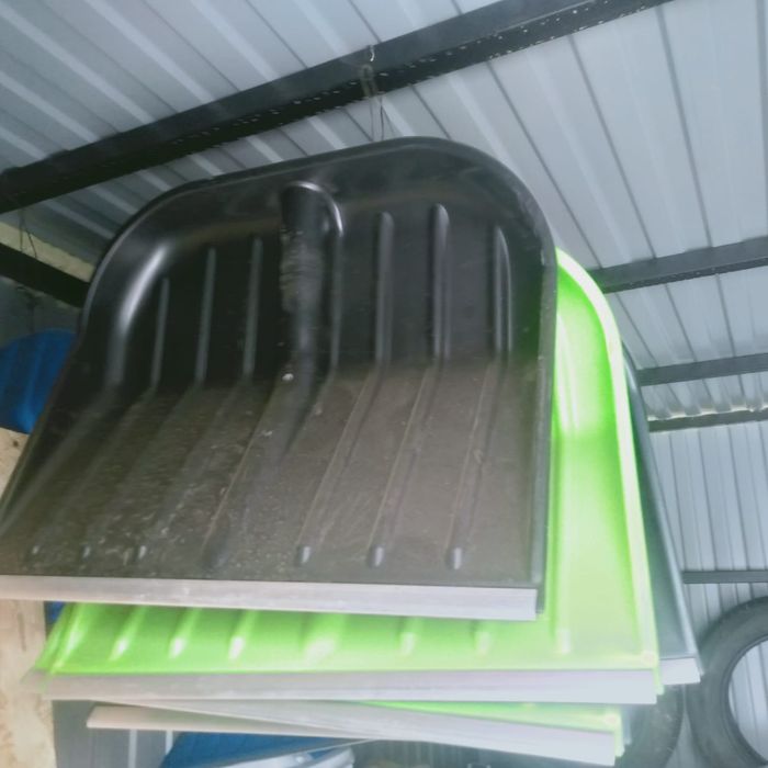 Продам лопату для снега