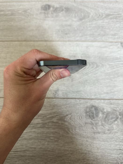 Iphone 12 Pro   .