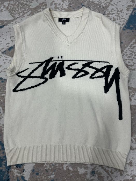 Продам жилетку styssi