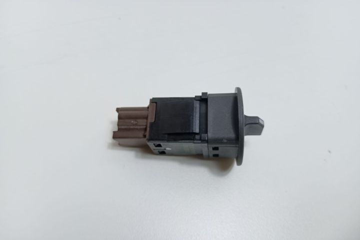 Buton airbag 8200169589C Renault Clio a 3-a generatie seria