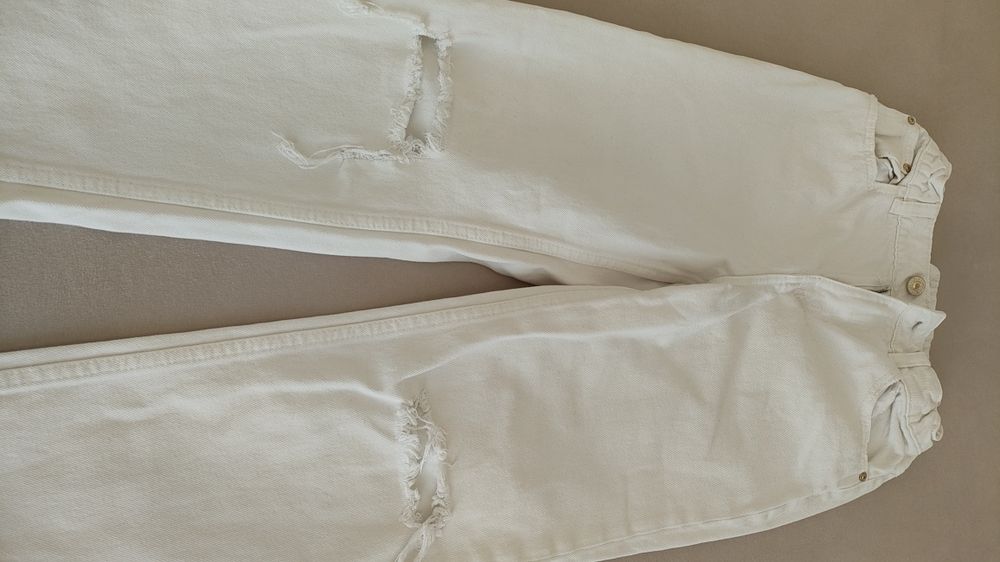 Benetton и Mango дънки 10-11 г.