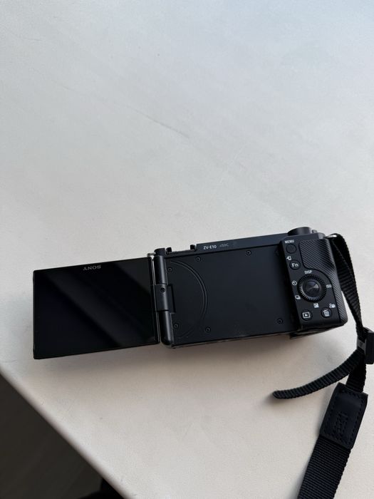 Sony ZV e10 камера
