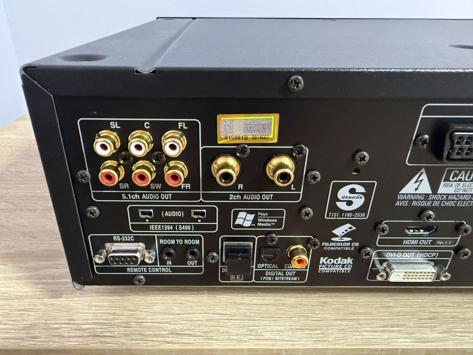 DENON DVD-3910 SACD /DVD/ CD Player