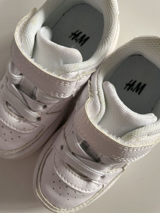 Костюм и обувки за кръщене