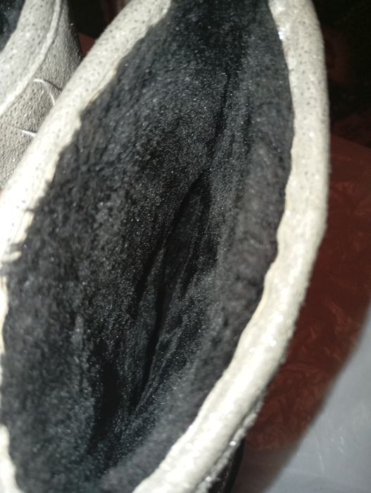 Продам новые угги