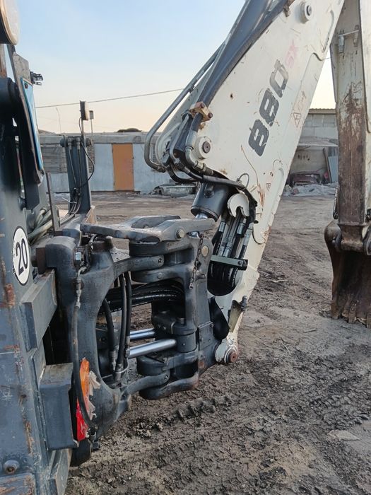 Экскаватор погрузчик