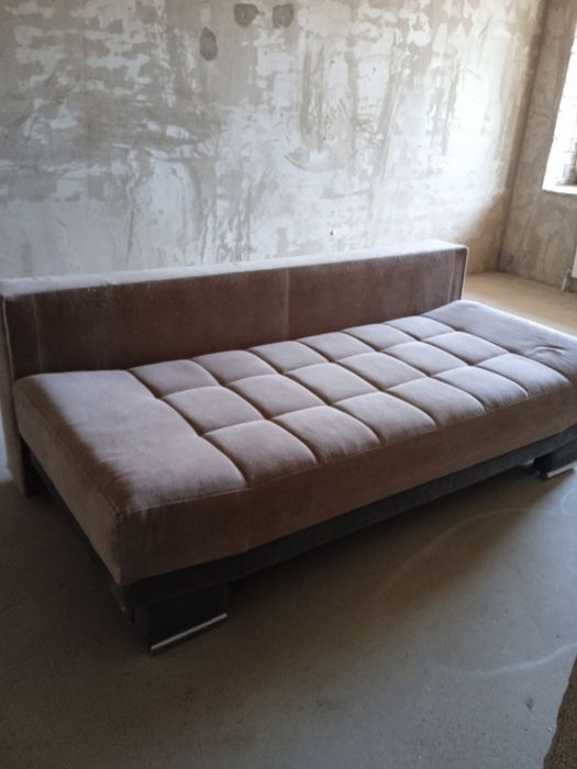 Продам диван б/у в