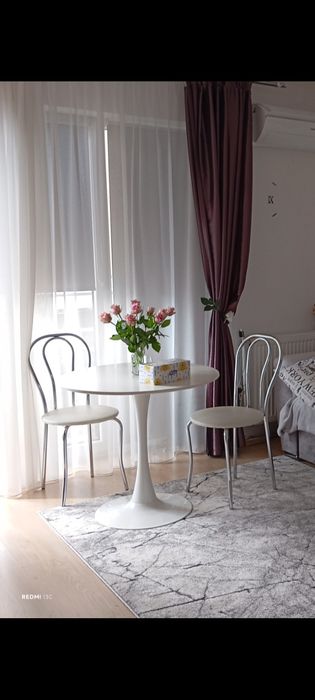 Masa rotunda, albă,80 cm