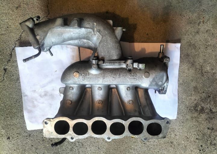 Запчасти на ДВС Ниссан Теана