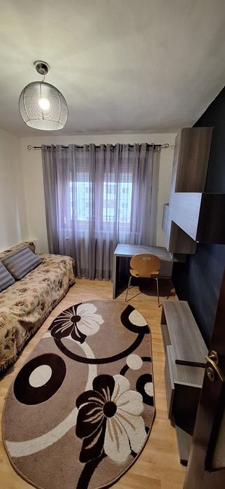 Închiriez apartament Craiova cartier 1 Mai