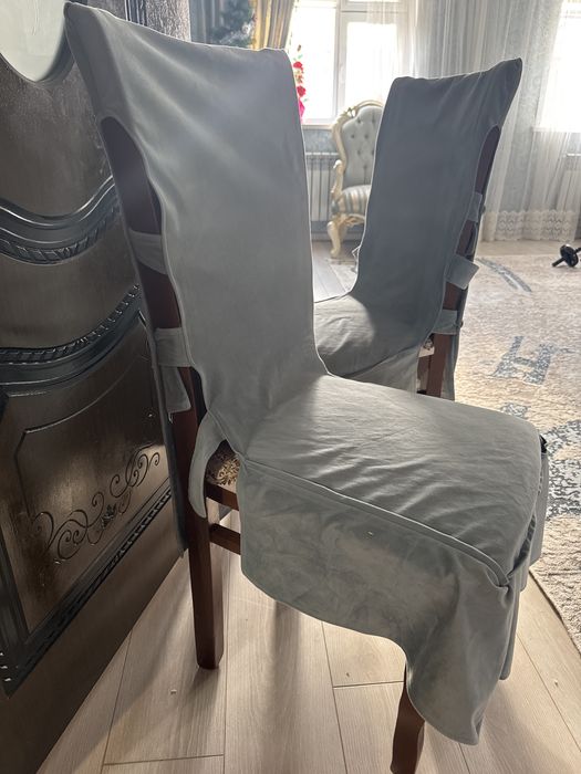 Стол и стулья срочно